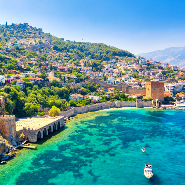 На берегу Средиземного моря